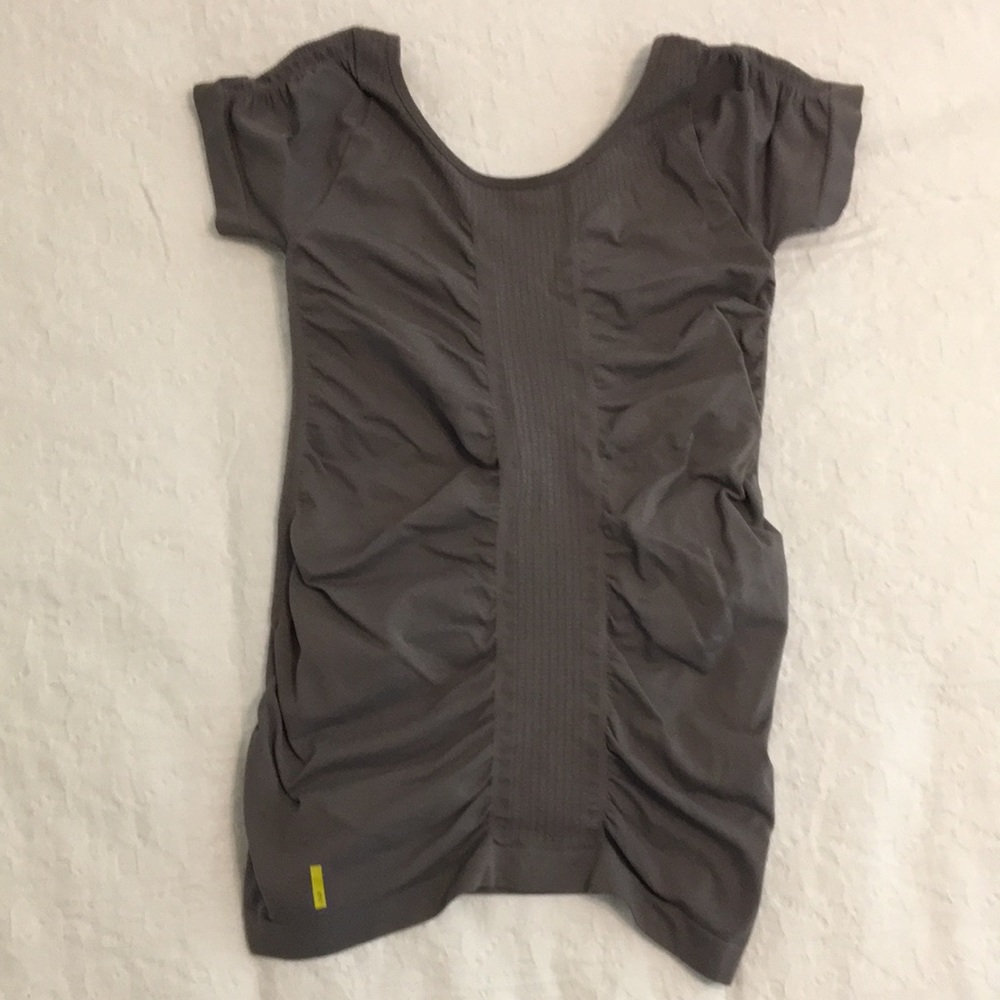 Lole yoga shirt